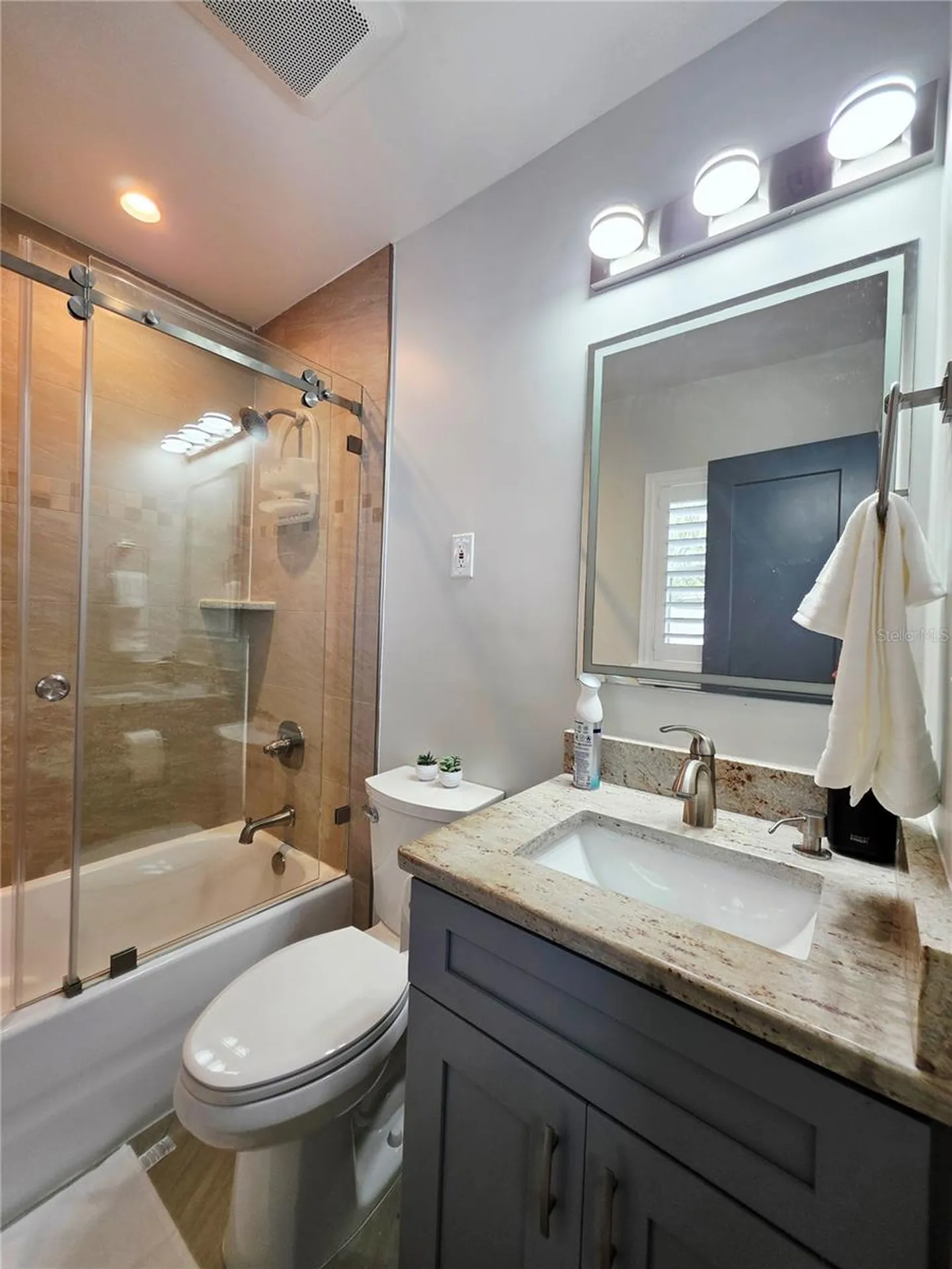 3435 Overlook Drive NE St Petersburg FL 33703