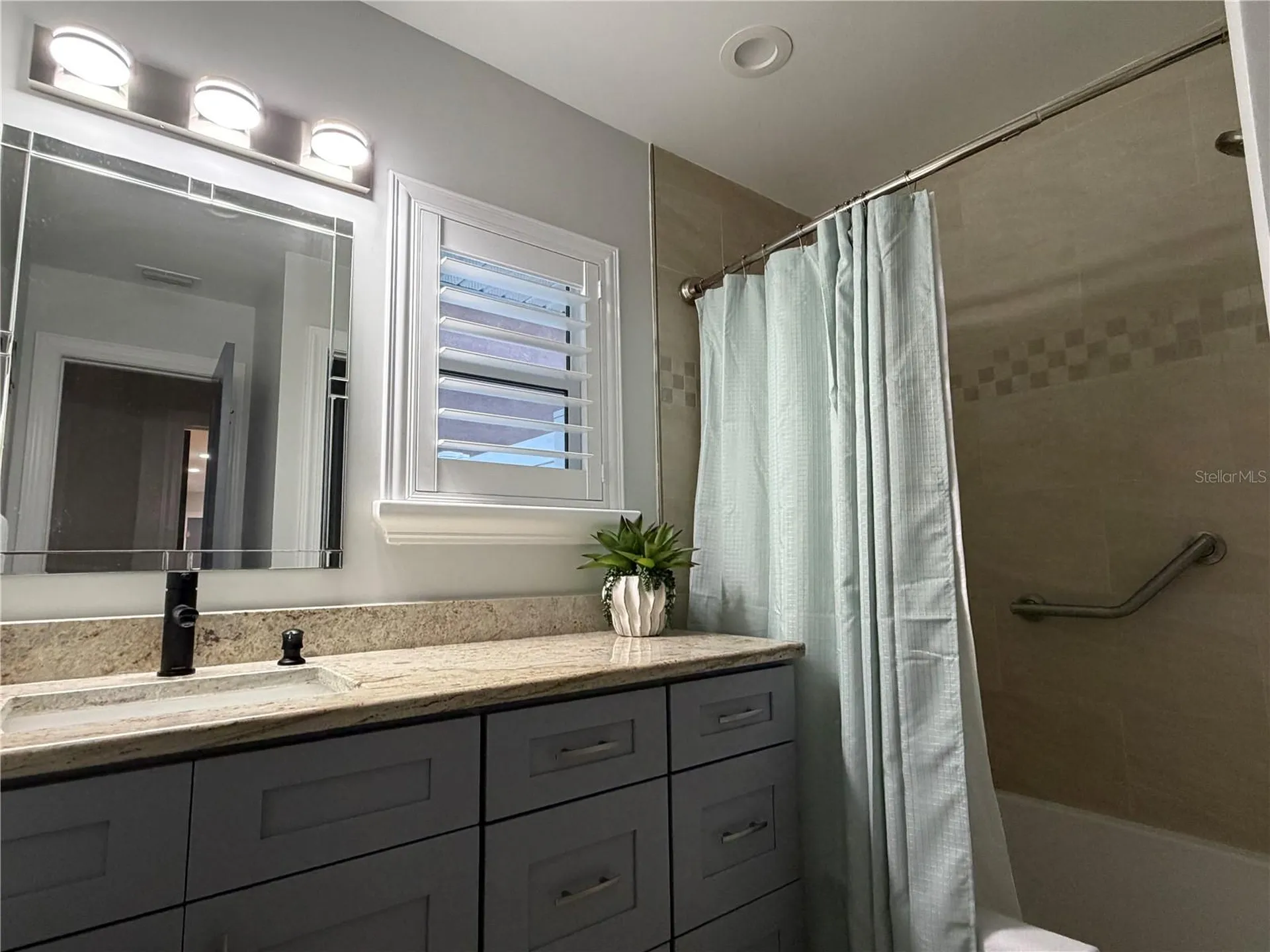 3435 Overlook Drive NE St Petersburg FL 33703