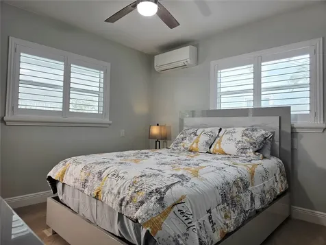 3435 Overlook Drive NE St Petersburg FL 33703