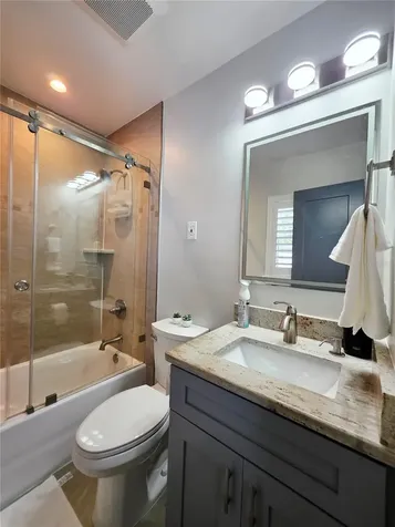 3435 Overlook Drive NE St Petersburg FL 33703