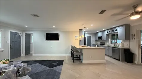 3435 Overlook Drive NE St Petersburg FL 33703