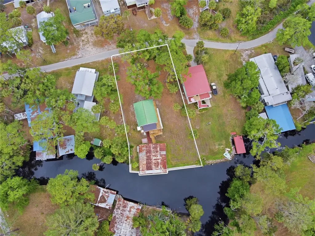 547 SE 205th Street Suwannee FL 32692