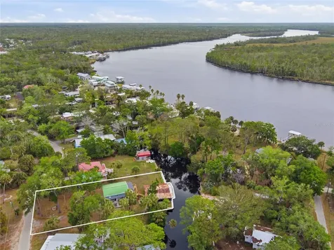 547 SE 205th Street Suwannee FL 32692