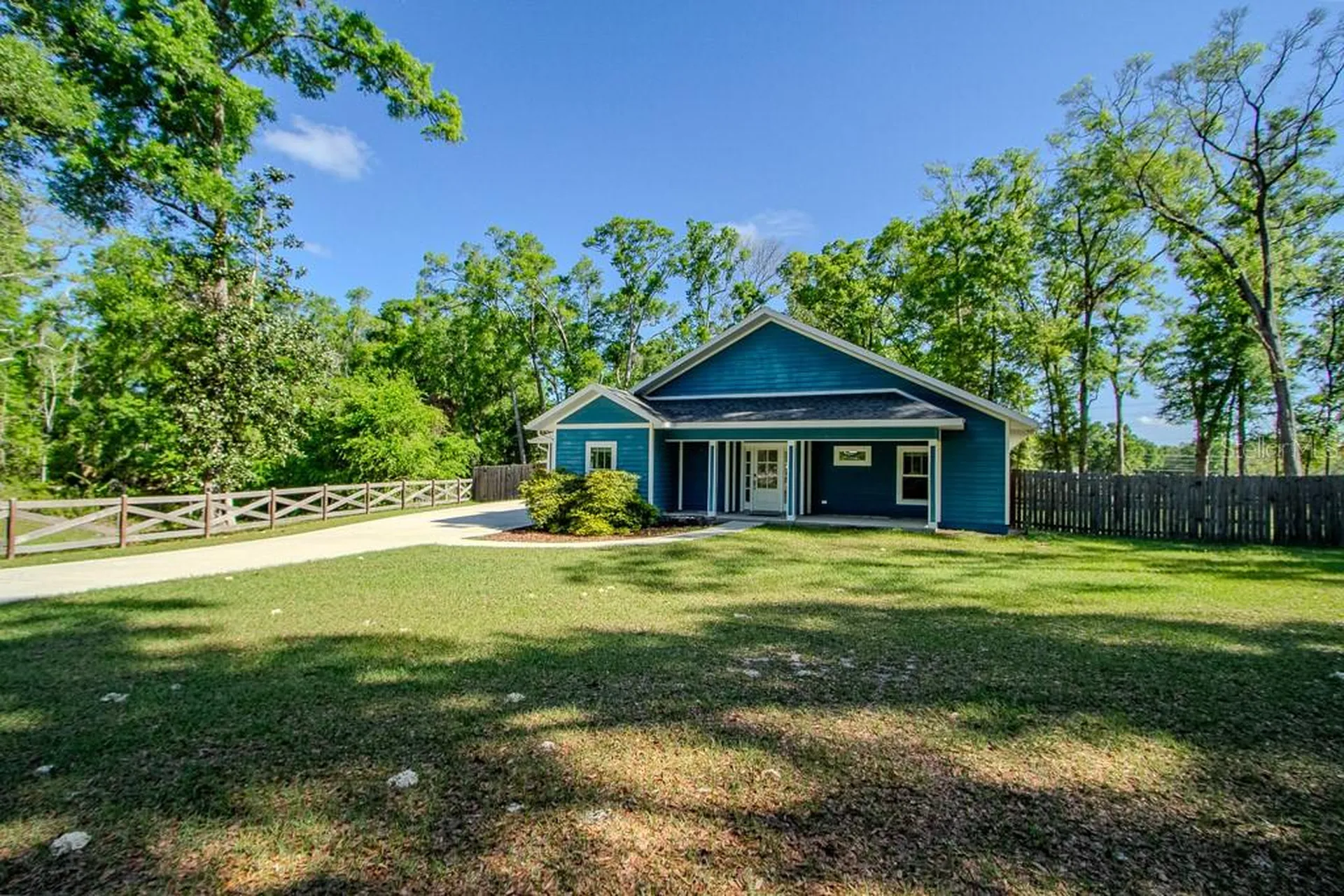 109 SW Round House Court Fort White FL 32038