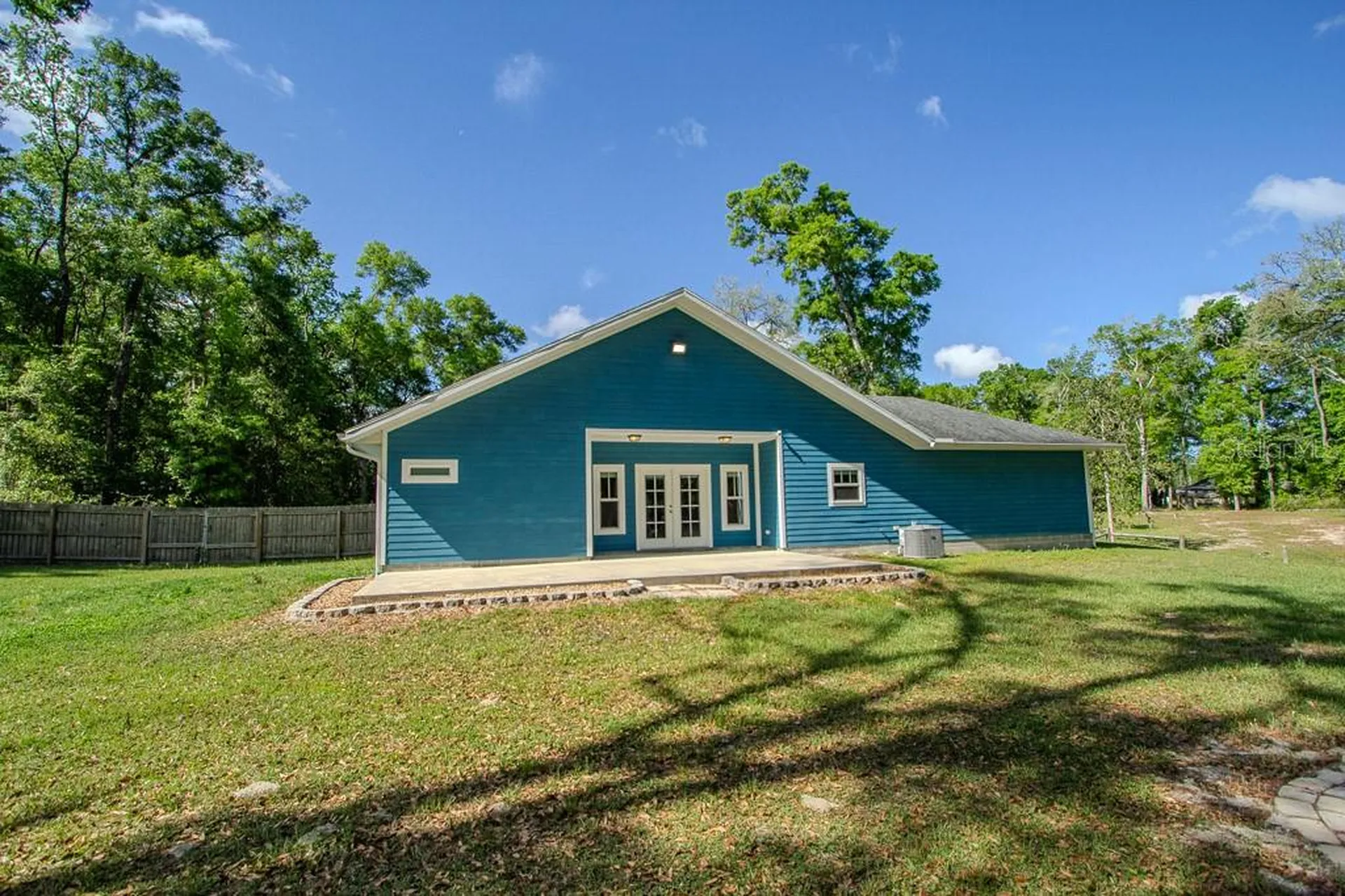 109 SW Round House Court Fort White FL 32038