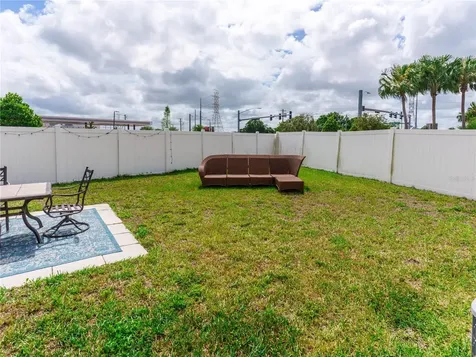 4321 Globe Thistle Drive Tampa FL 33619