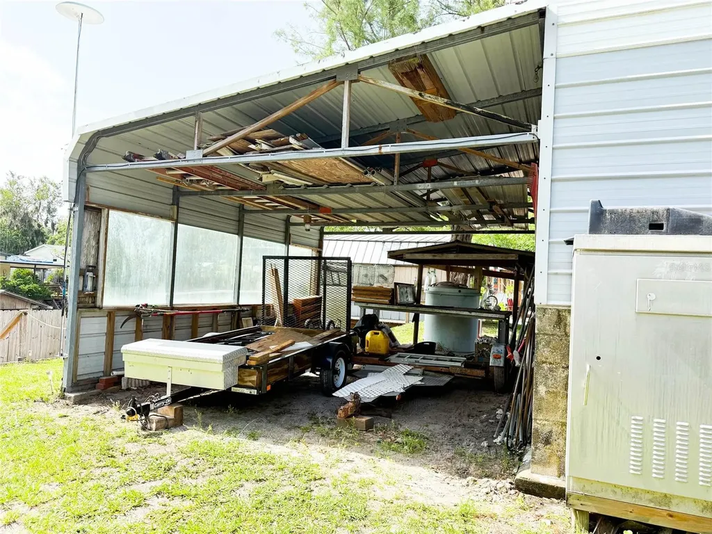 104 Waterway Avenue Satsuma FL 32189