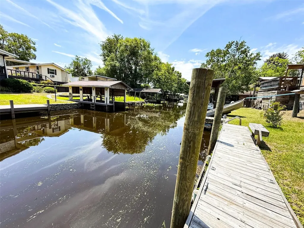 104 Waterway Avenue Satsuma FL 32189