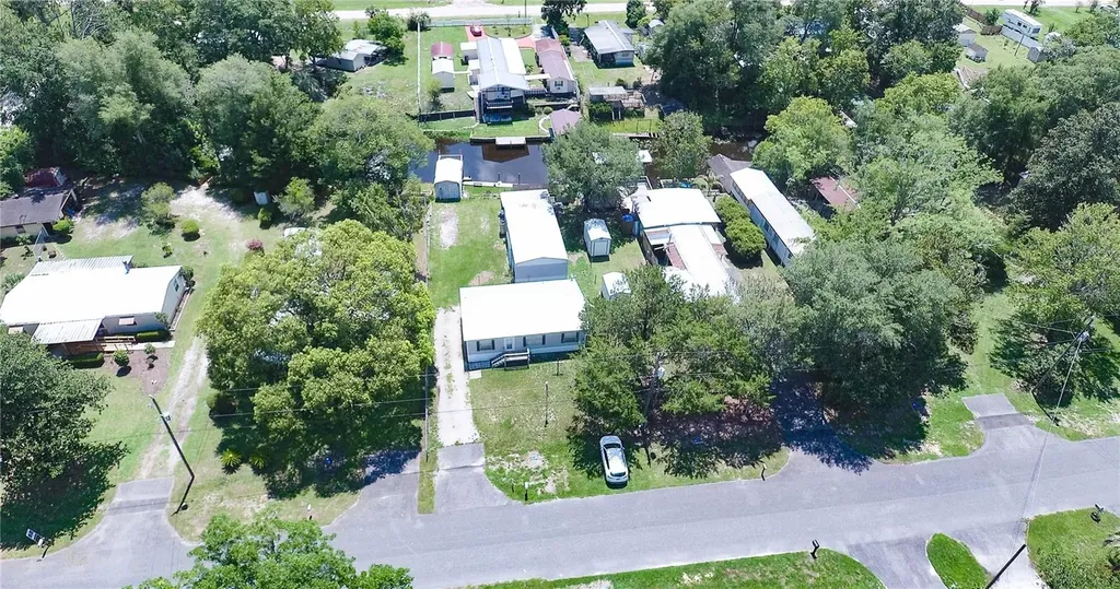 104 Waterway Avenue Satsuma FL 32189