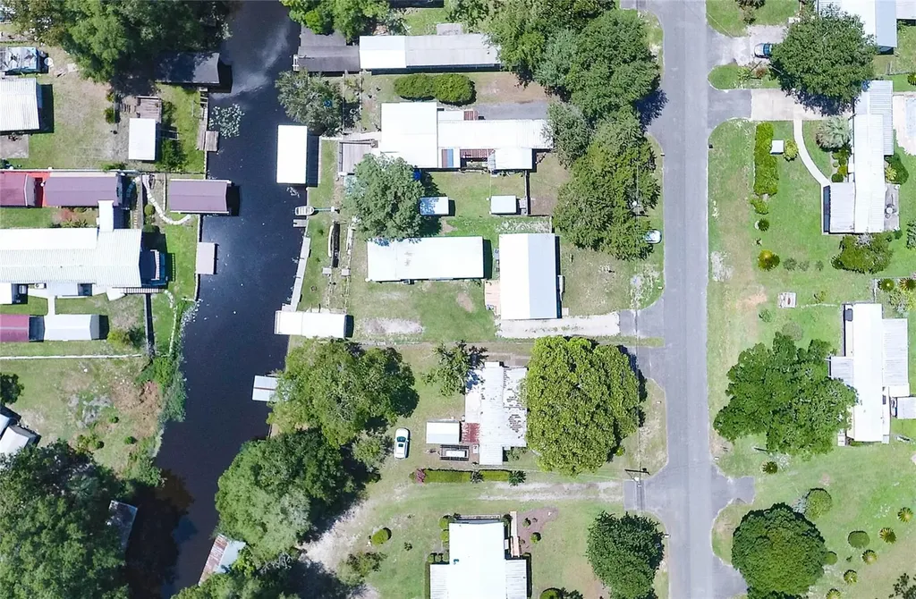 104 Waterway Avenue Satsuma FL 32189