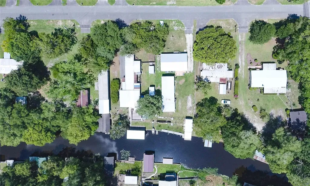 104 Waterway Avenue Satsuma FL 32189