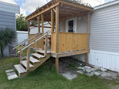 104 Waterway Avenue Satsuma FL 32189