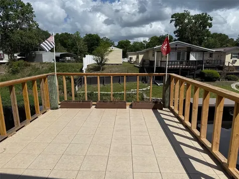 104 Waterway Avenue Satsuma FL 32189