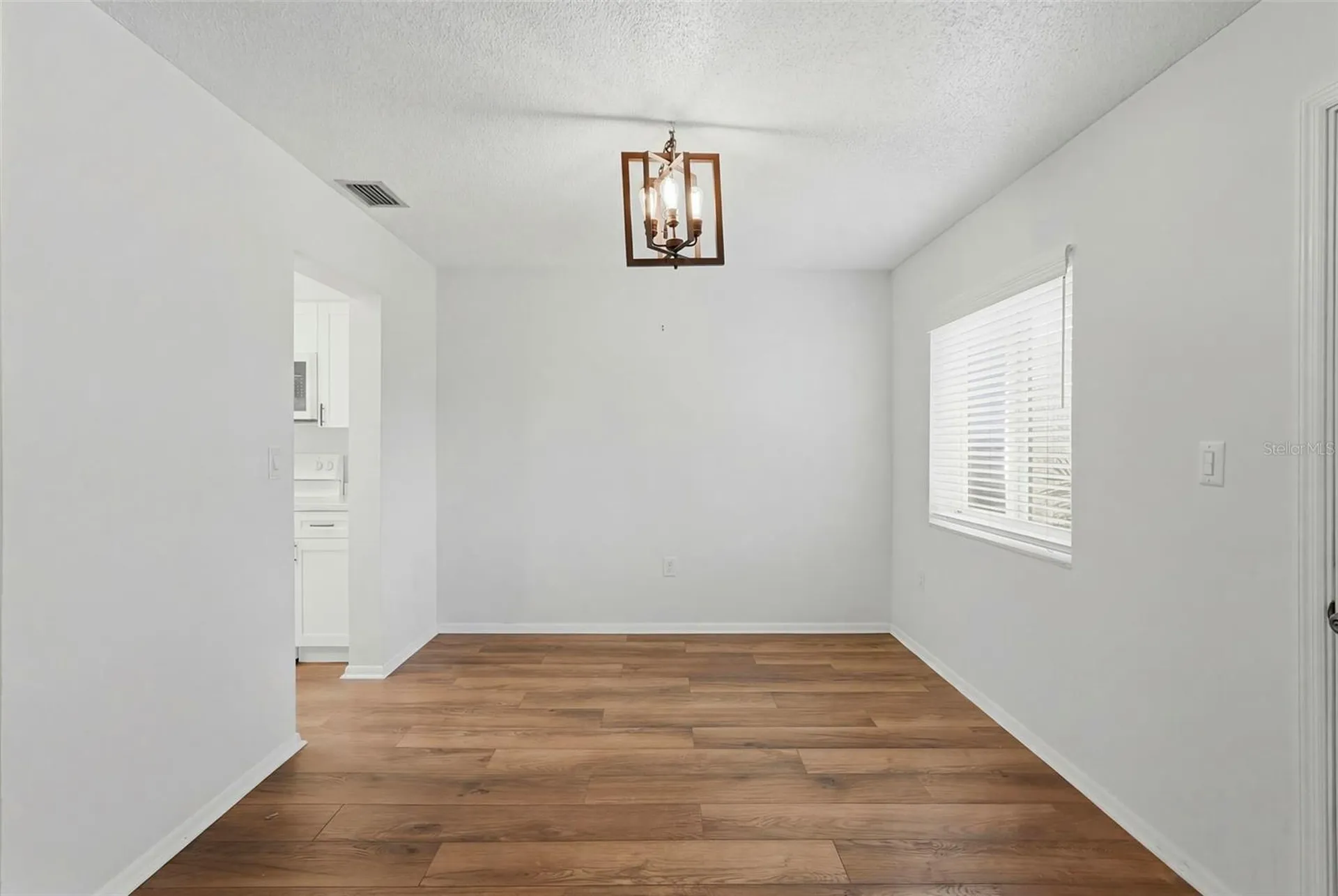 350 79th Avenue N St Petersburg FL 33702