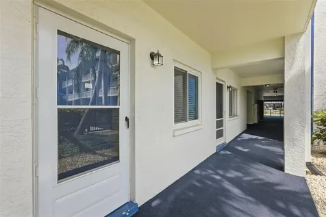 350 79th Avenue N St Petersburg FL 33702