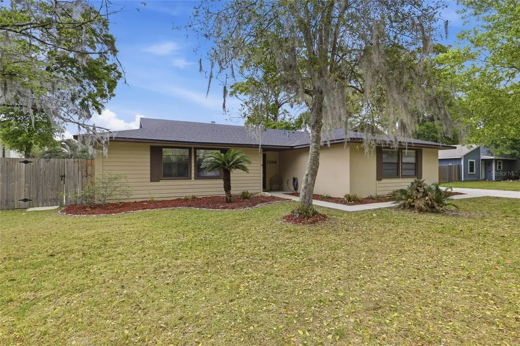 7306 SW 17th Place Gainesville FL 32607