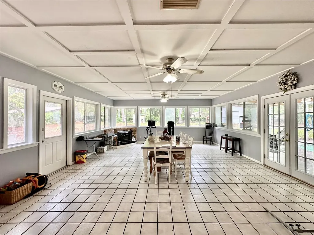 4251 NE 138th Place Anthony FL 32617