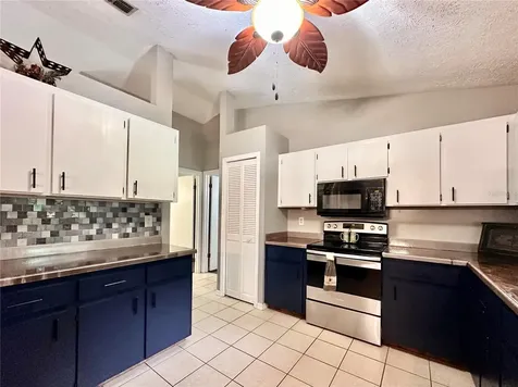 4251 NE 138th Place Anthony FL 32617