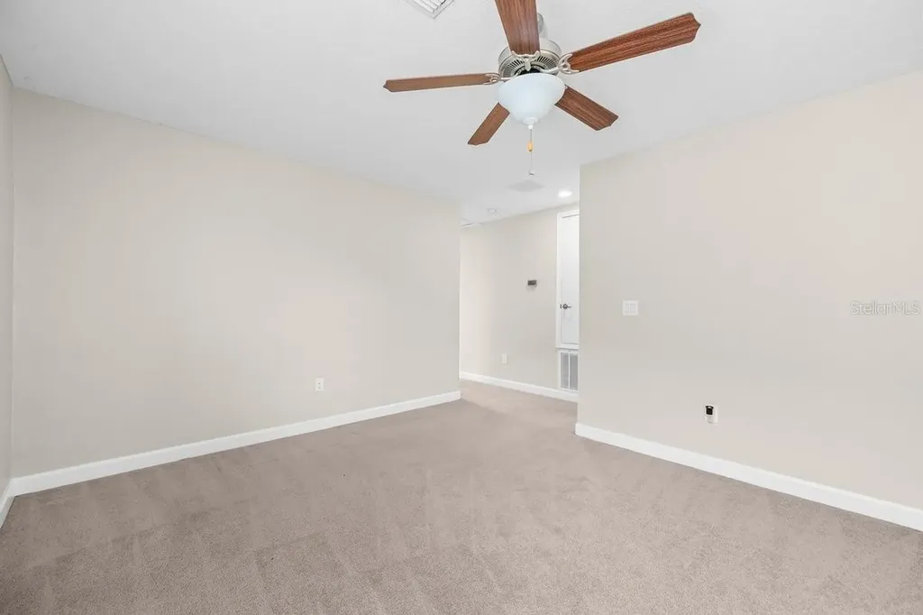 10153 Newminster Loop Ruskin FL 33573