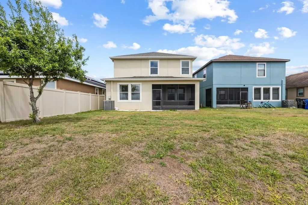 10153 Newminster Loop Ruskin FL 33573