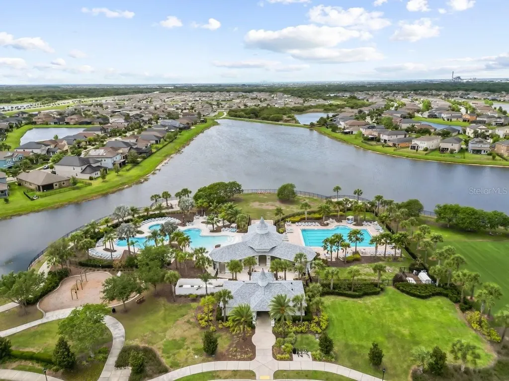 10153 Newminster Loop Ruskin FL 33573