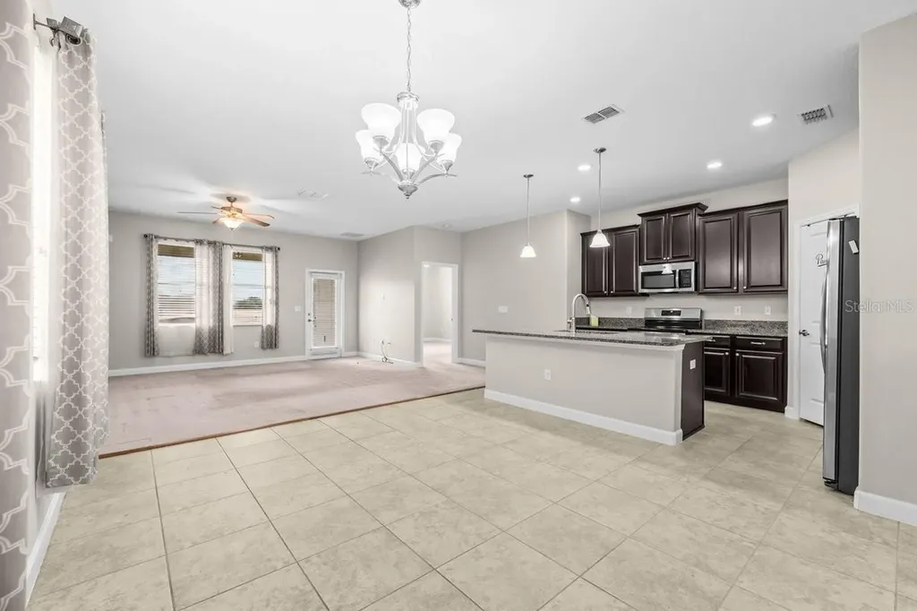10153 Newminster Loop Ruskin FL 33573