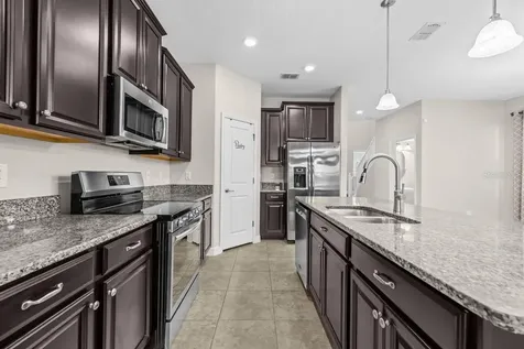 10153 Newminster Loop Ruskin FL 33573