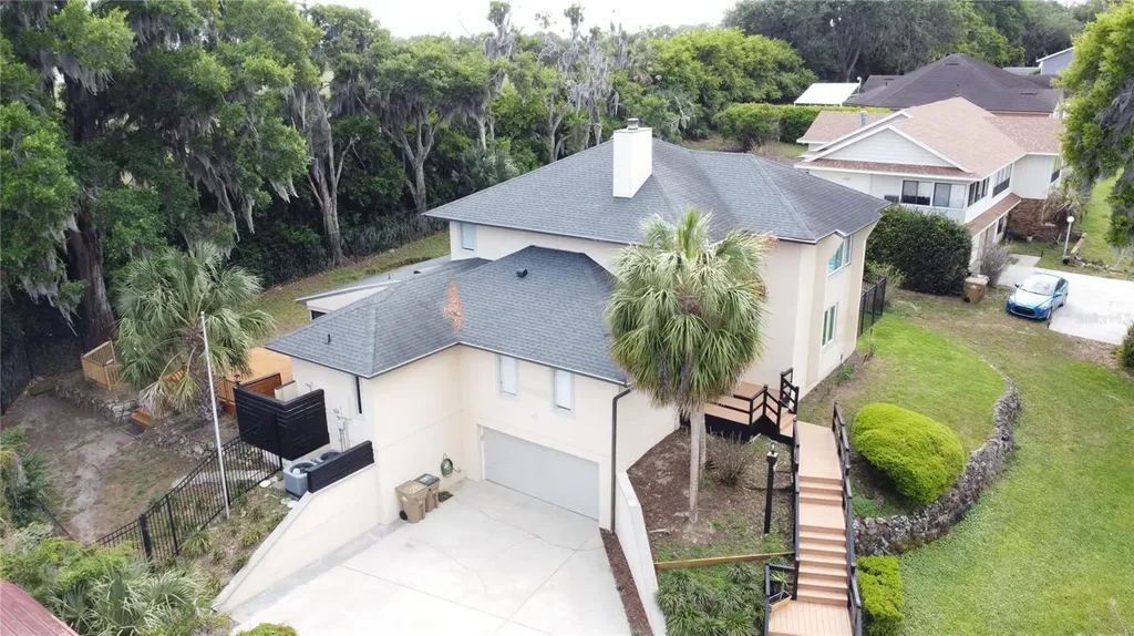 6846 Lake View Drive Yalaha FL 34797