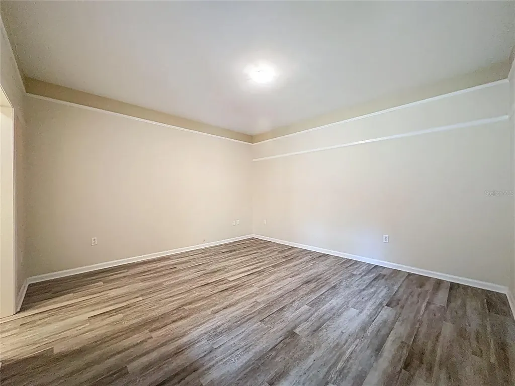 6846 Lake View Drive Yalaha FL 34797