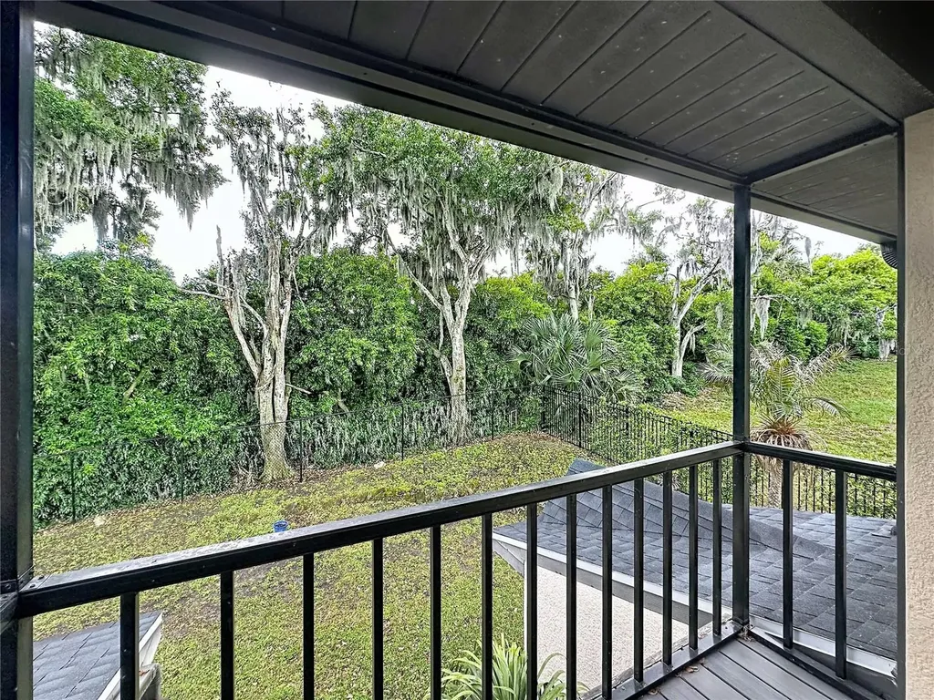 6846 Lake View Drive Yalaha FL 34797