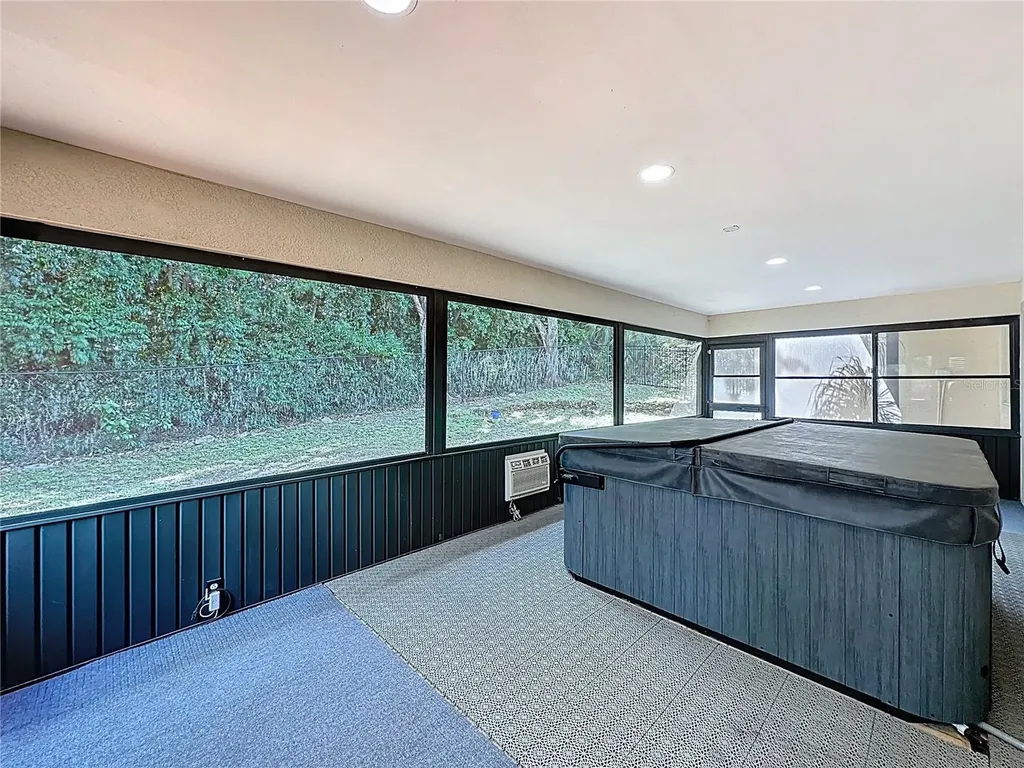 6846 Lake View Drive Yalaha FL 34797
