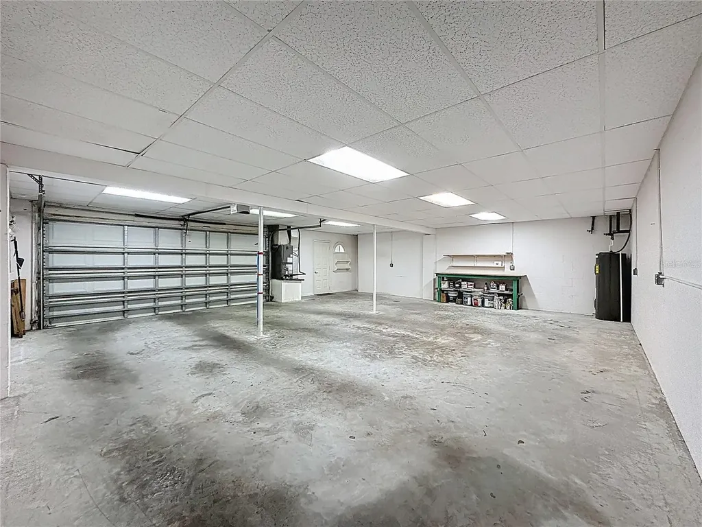 6846 Lake View Drive Yalaha FL 34797