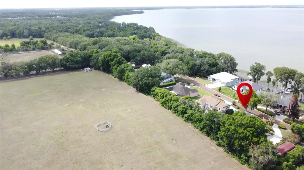 6846 Lake View Drive Yalaha FL 34797