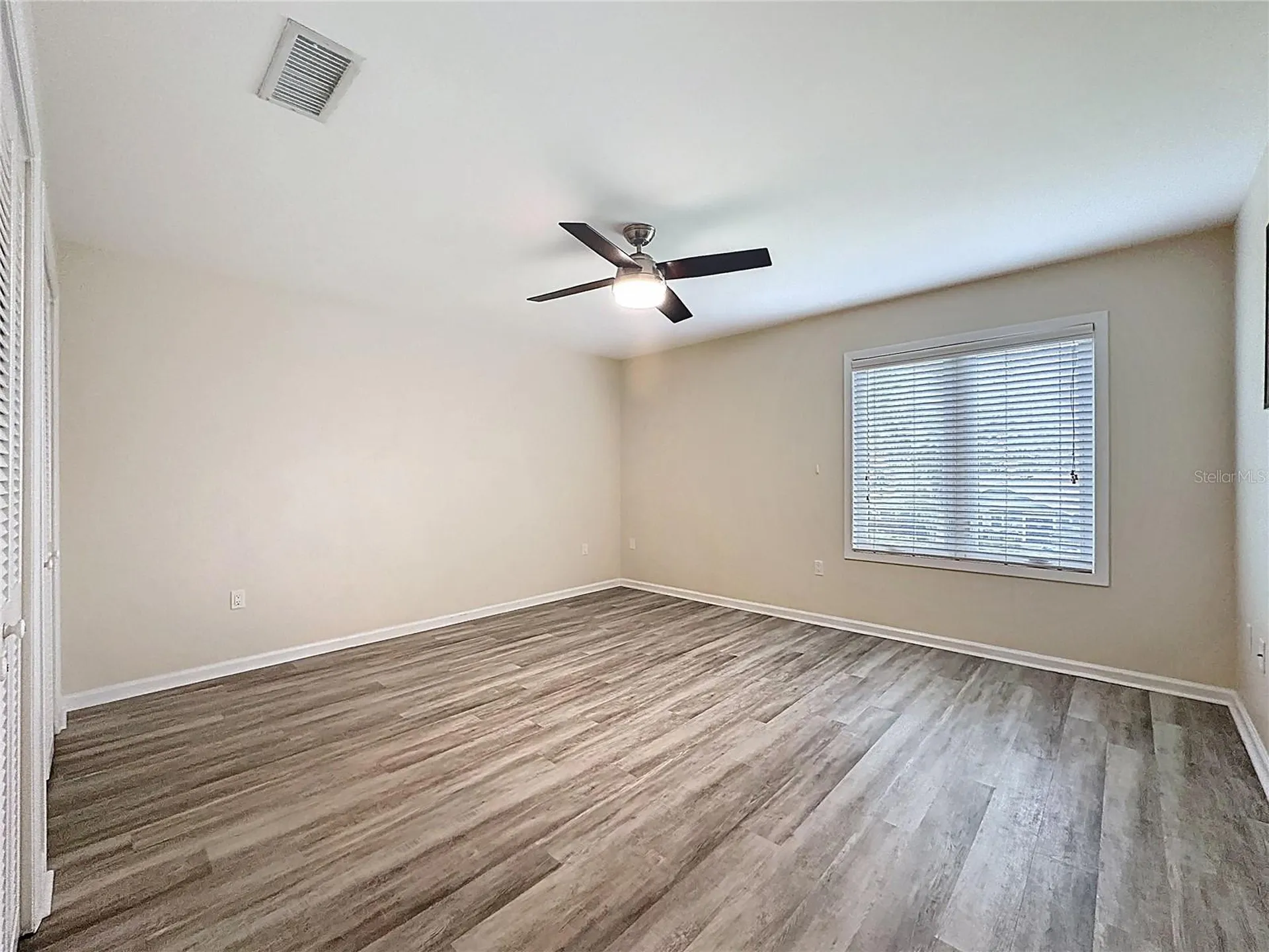 6846 Lake View Drive Yalaha FL 34797