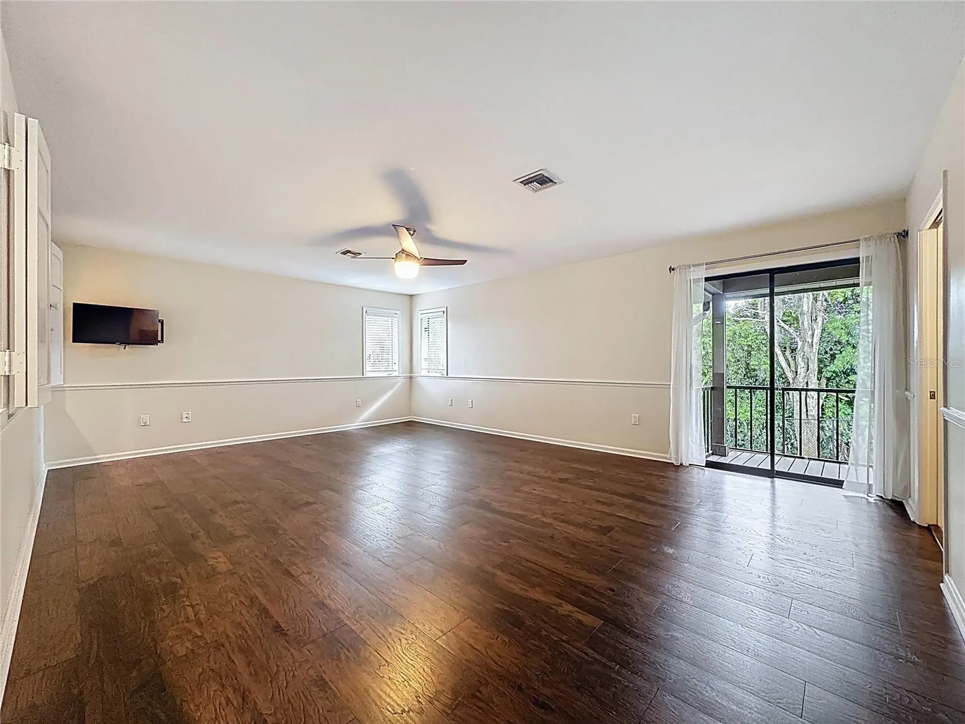 6846 Lake View Drive Yalaha FL 34797