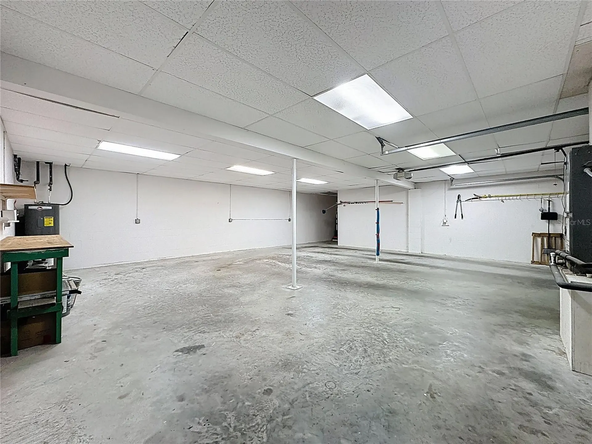 6846 Lake View Drive Yalaha FL 34797