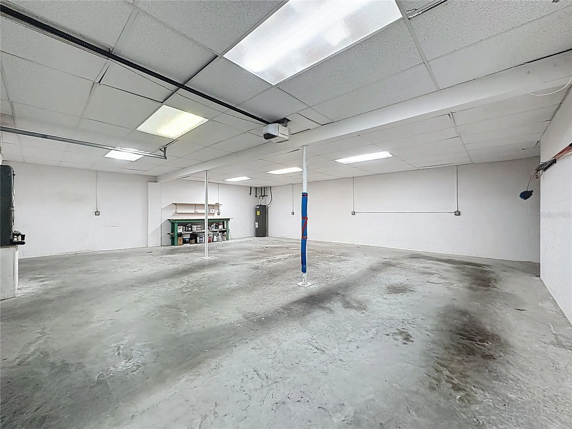 6846 Lake View Drive Yalaha FL 34797