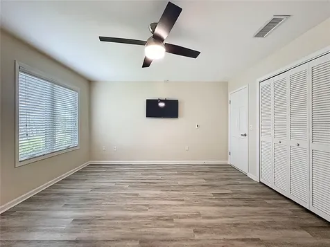 6846 Lake View Drive Yalaha FL 34797
