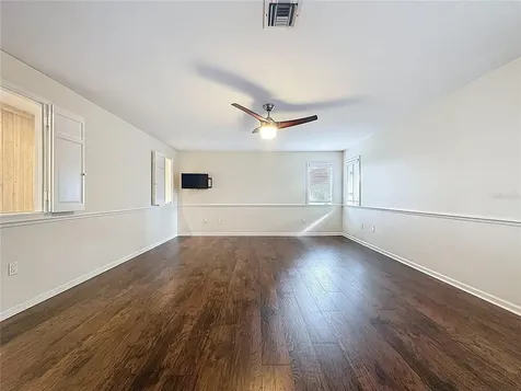 6846 Lake View Drive Yalaha FL 34797