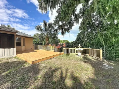 6846 Lake View Drive Yalaha FL 34797