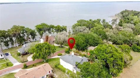 6846 Lake View Drive Yalaha FL 34797