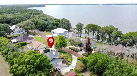 6846 Lake View Drive Yalaha FL 34797