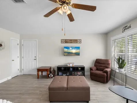 4411 W Oklahoma Avenue Tampa FL 33616