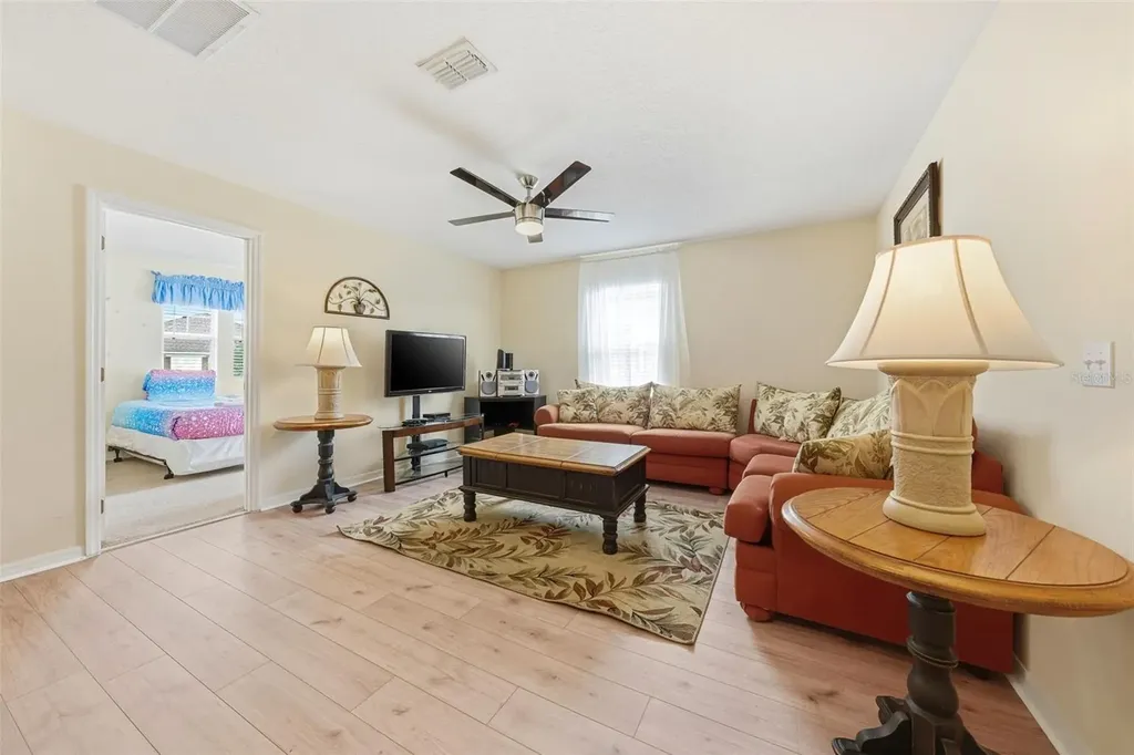 133 Bay Leaf Lane Davenport FL 33896
