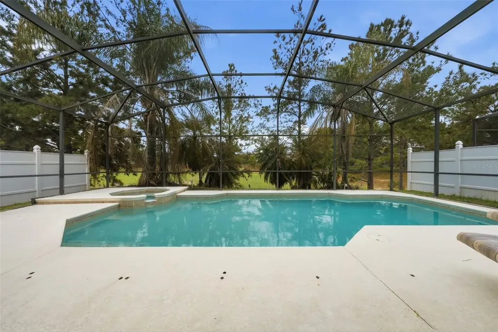 133 Bay Leaf Lane Davenport FL 33896