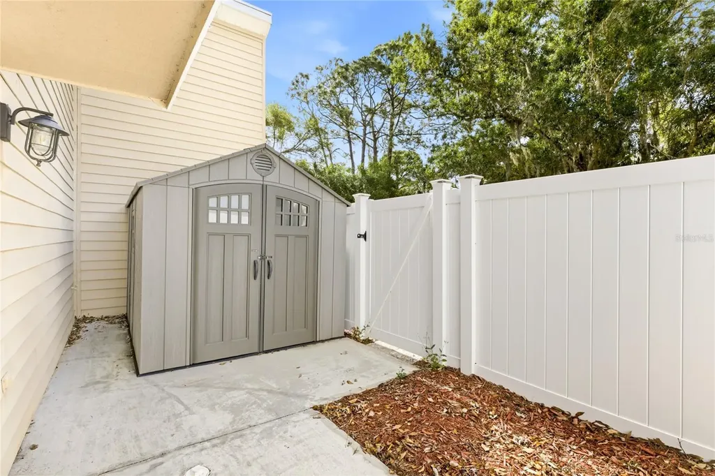 5272 Box Turtle Circle Sarasota FL 34232