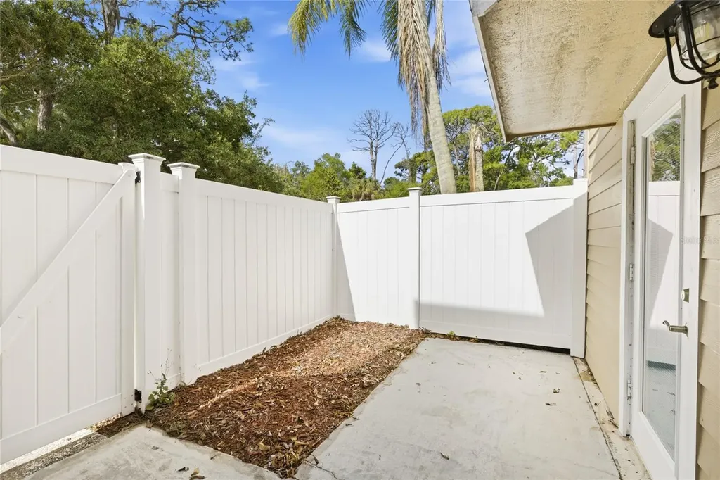 5272 Box Turtle Circle Sarasota FL 34232