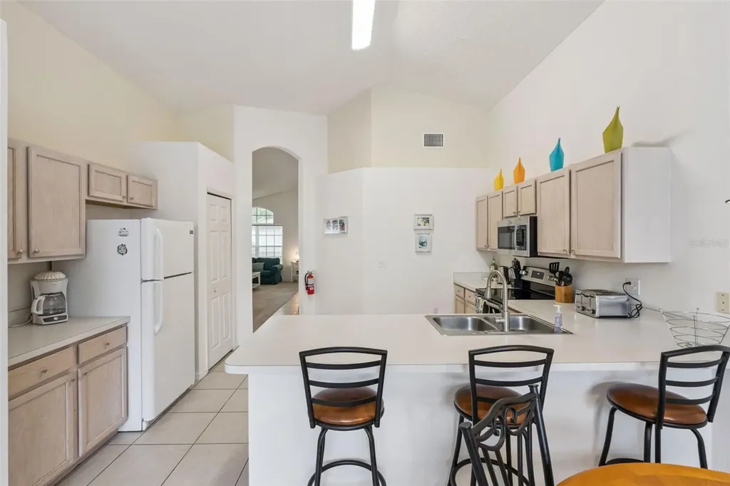 148 Grosvenor Loop Davenport FL 33897