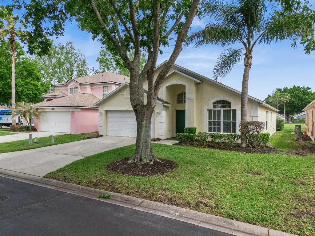 148 Grosvenor Loop Davenport FL 33897