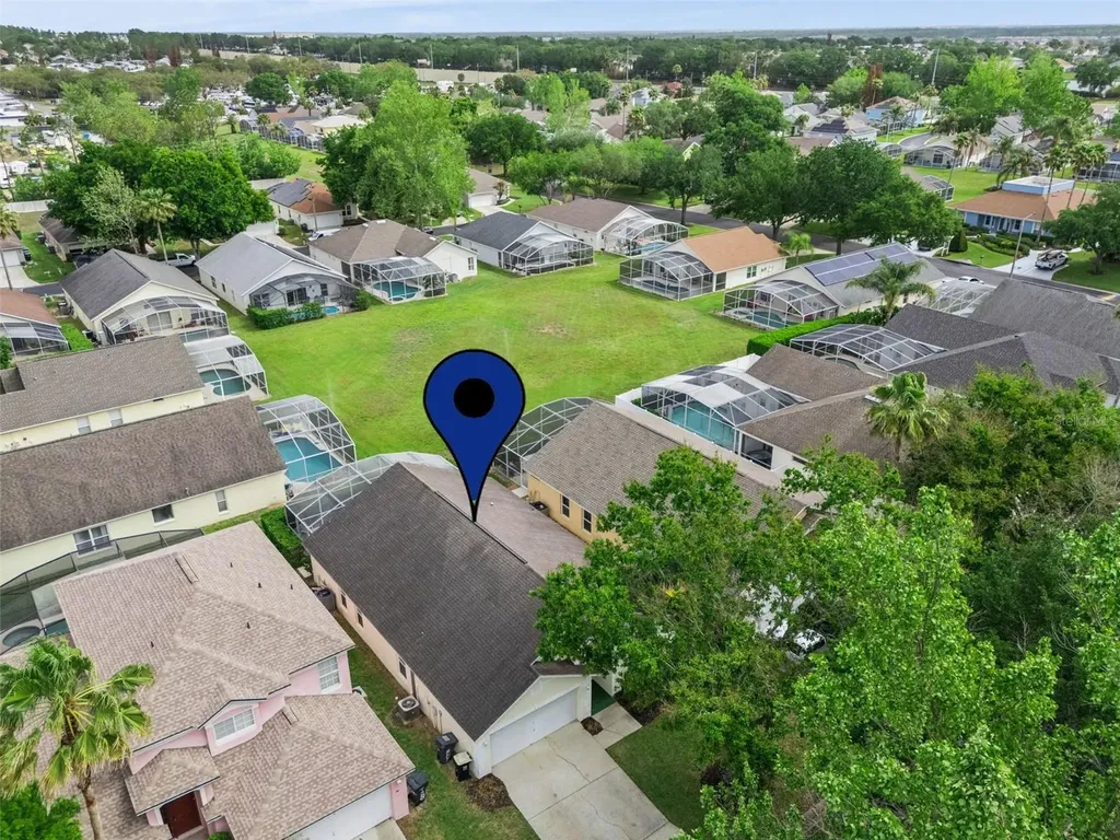148 Grosvenor Loop Davenport FL 33897
